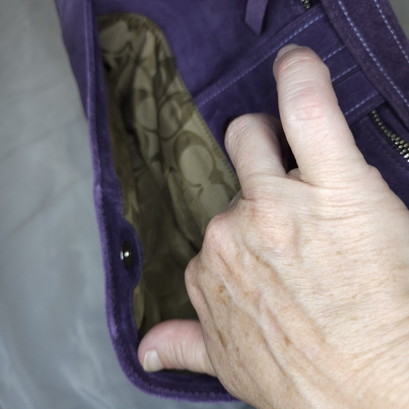 Coach Purple Suede Shoulder Bag - Picture 4 of 5